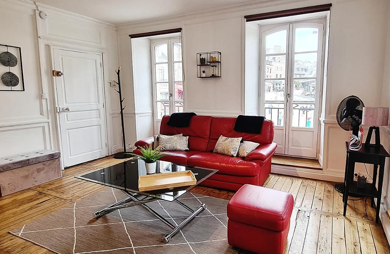 Appartement LES LICES, T2 de caractère en plein centre historique à Vannes